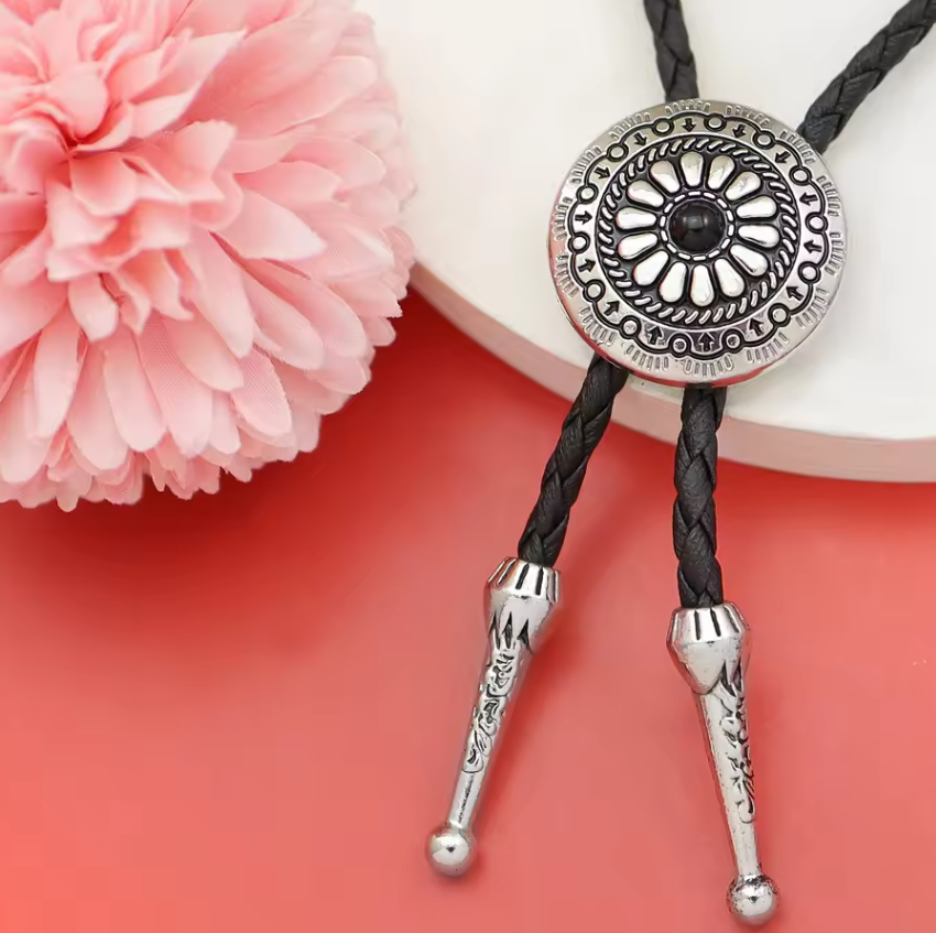 Tie Bolo antique