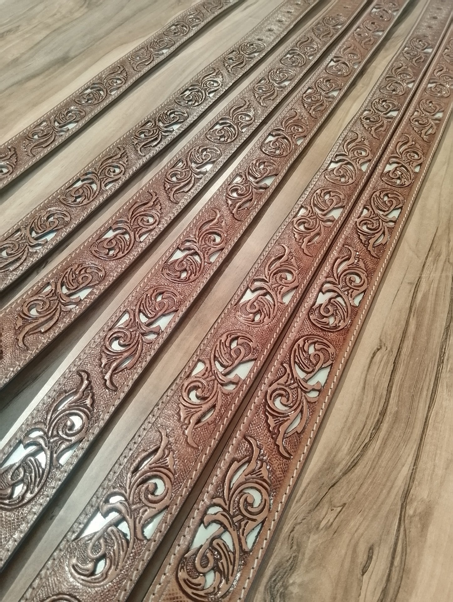 Belt Dakoda White (tooled Leather belt)